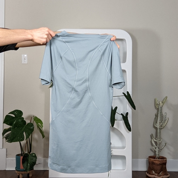 🚫 Clothing Swapped - Athleta Momentum Seamless Tee - Picture 7 of 9